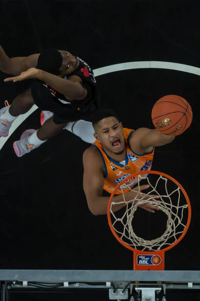 闯入四强 闯入四强