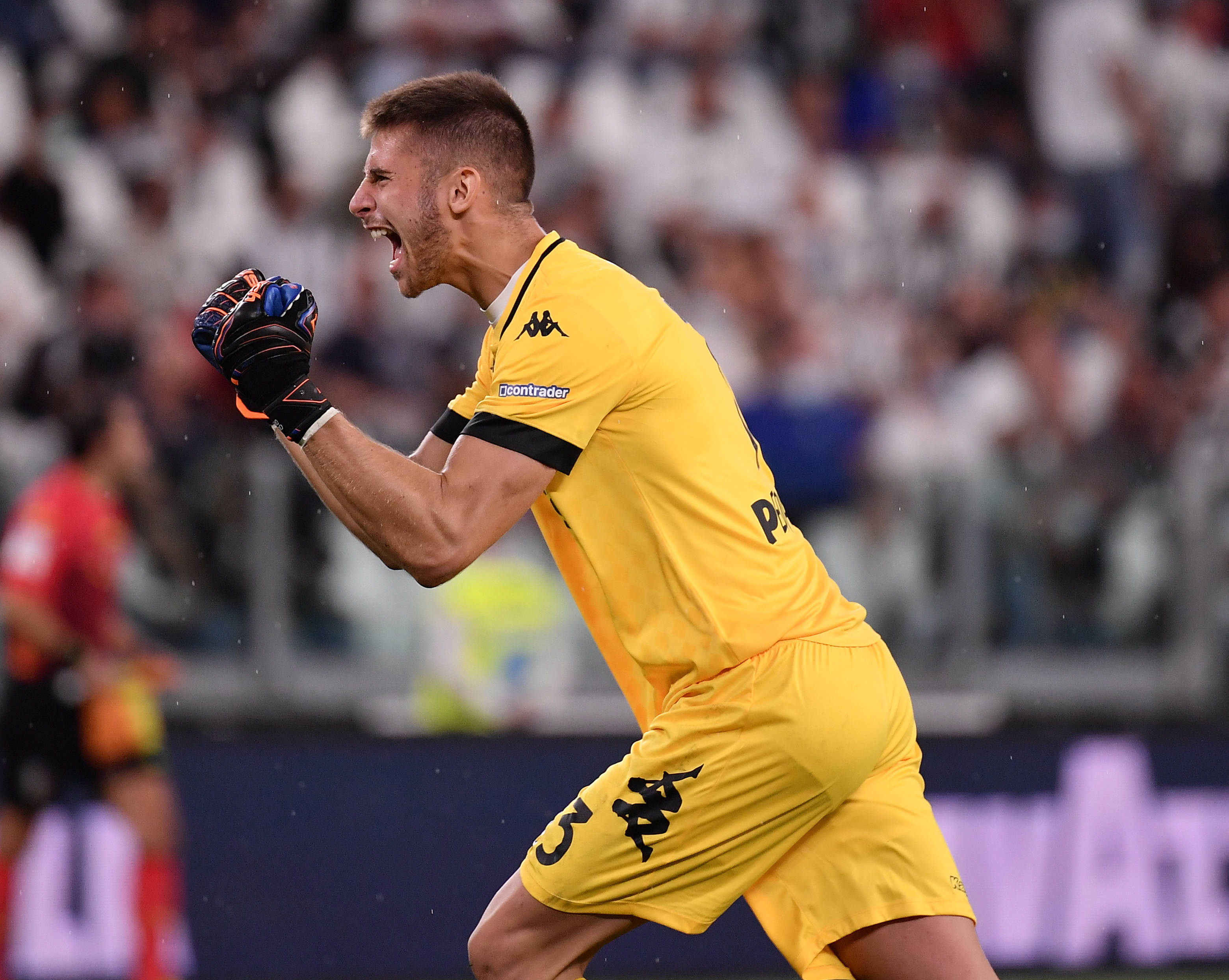 并在接发球 并在接发球