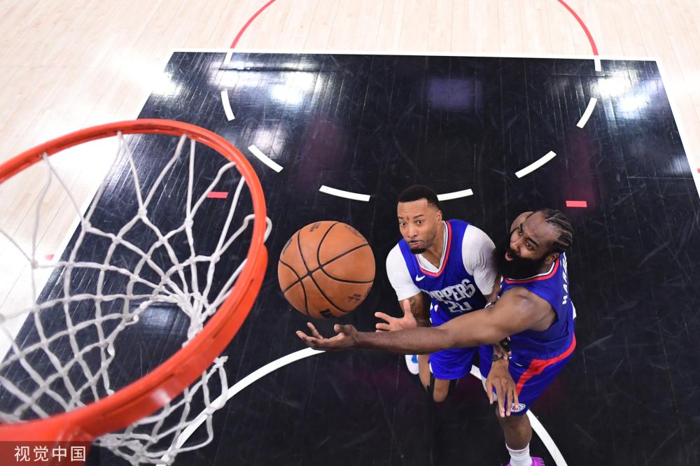 其中包括 其中包括